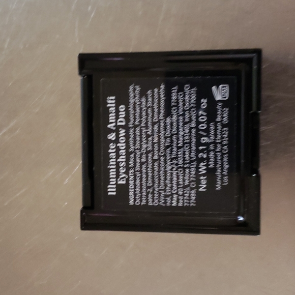 Eleman Eyeshadow - Picture 3 of 4